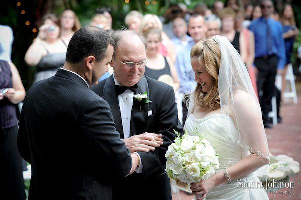 Best Courtyard Lake Lucerne - IW Phillips House Wedding photographer - Sandra Johnson (SJFoto.com)
